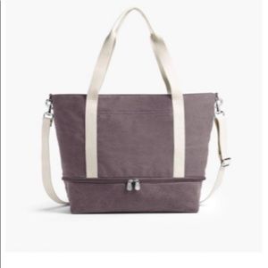 Lo & Sons Catalina Deluxe Tote in Thistle
